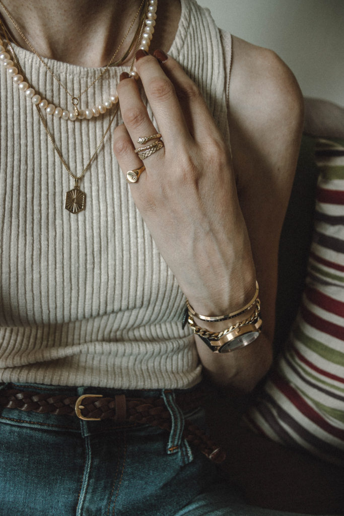 gold jewelry layering