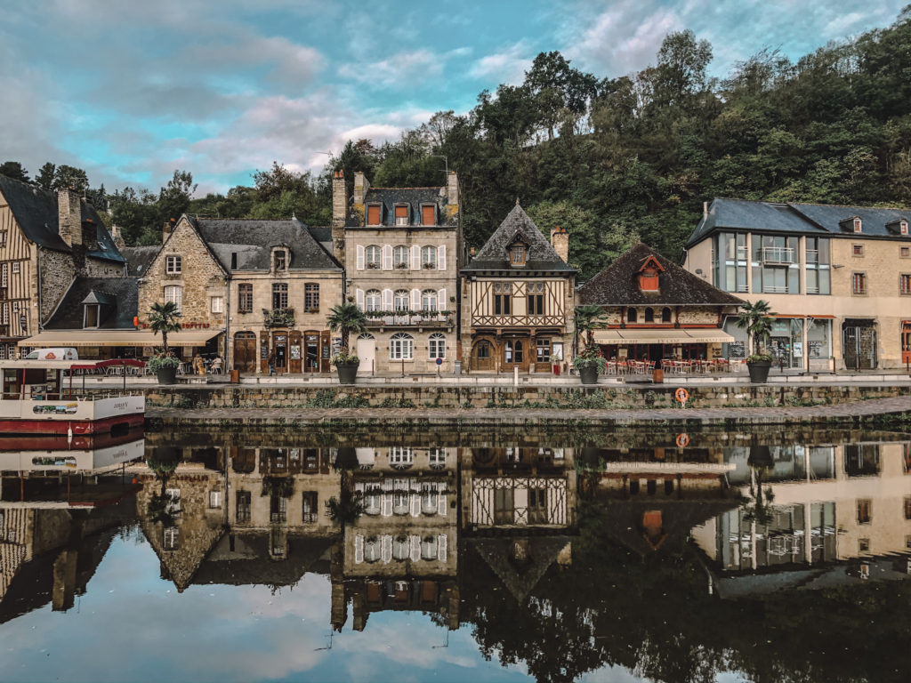 dinan river reflection