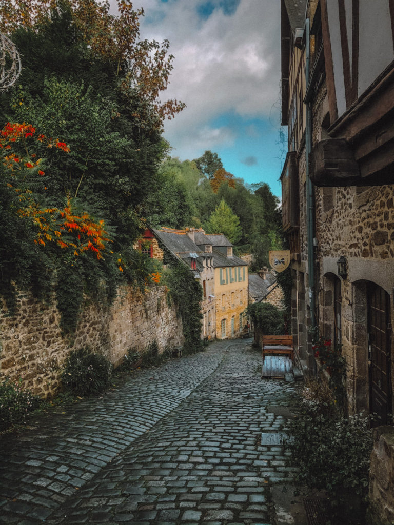 dinan street