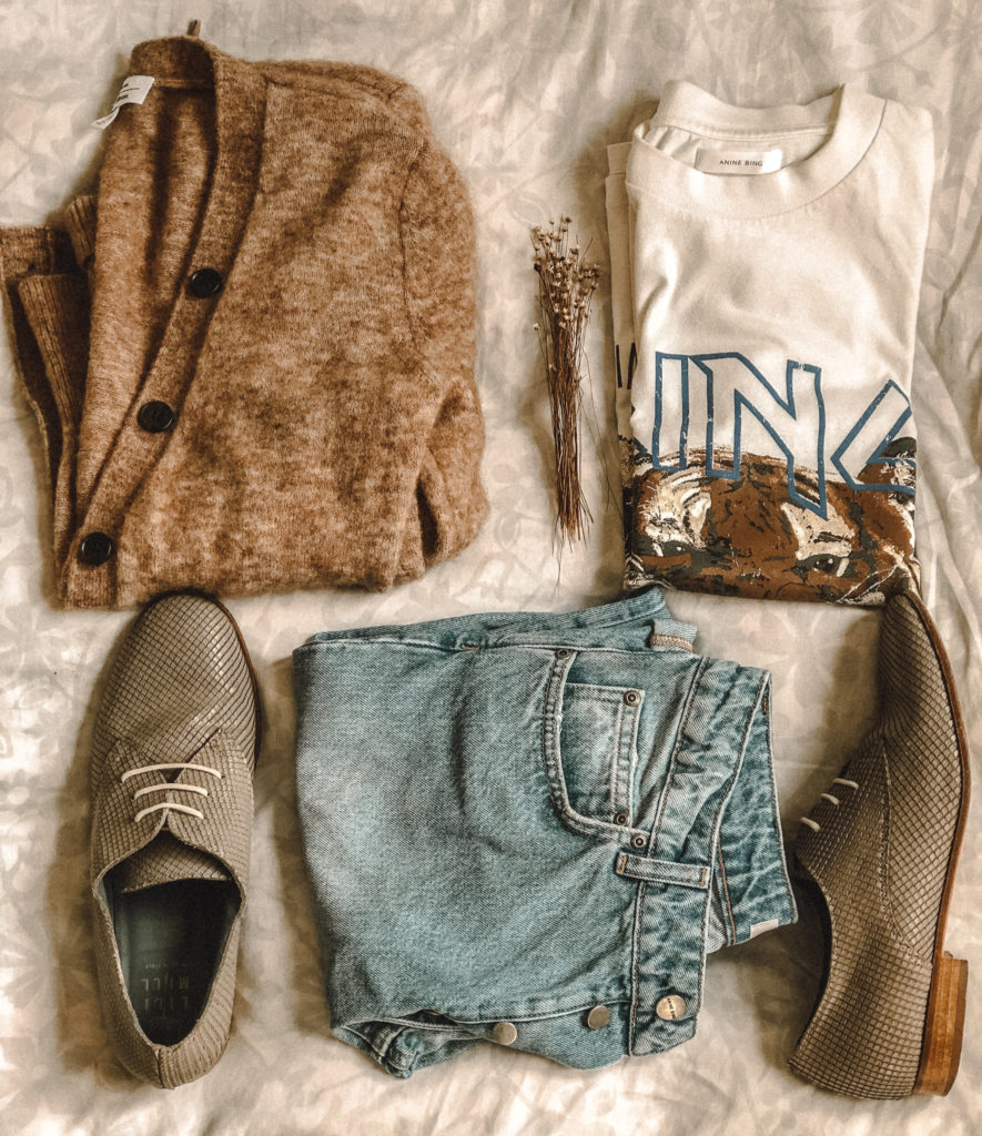 clearing out your closet in 3 steps