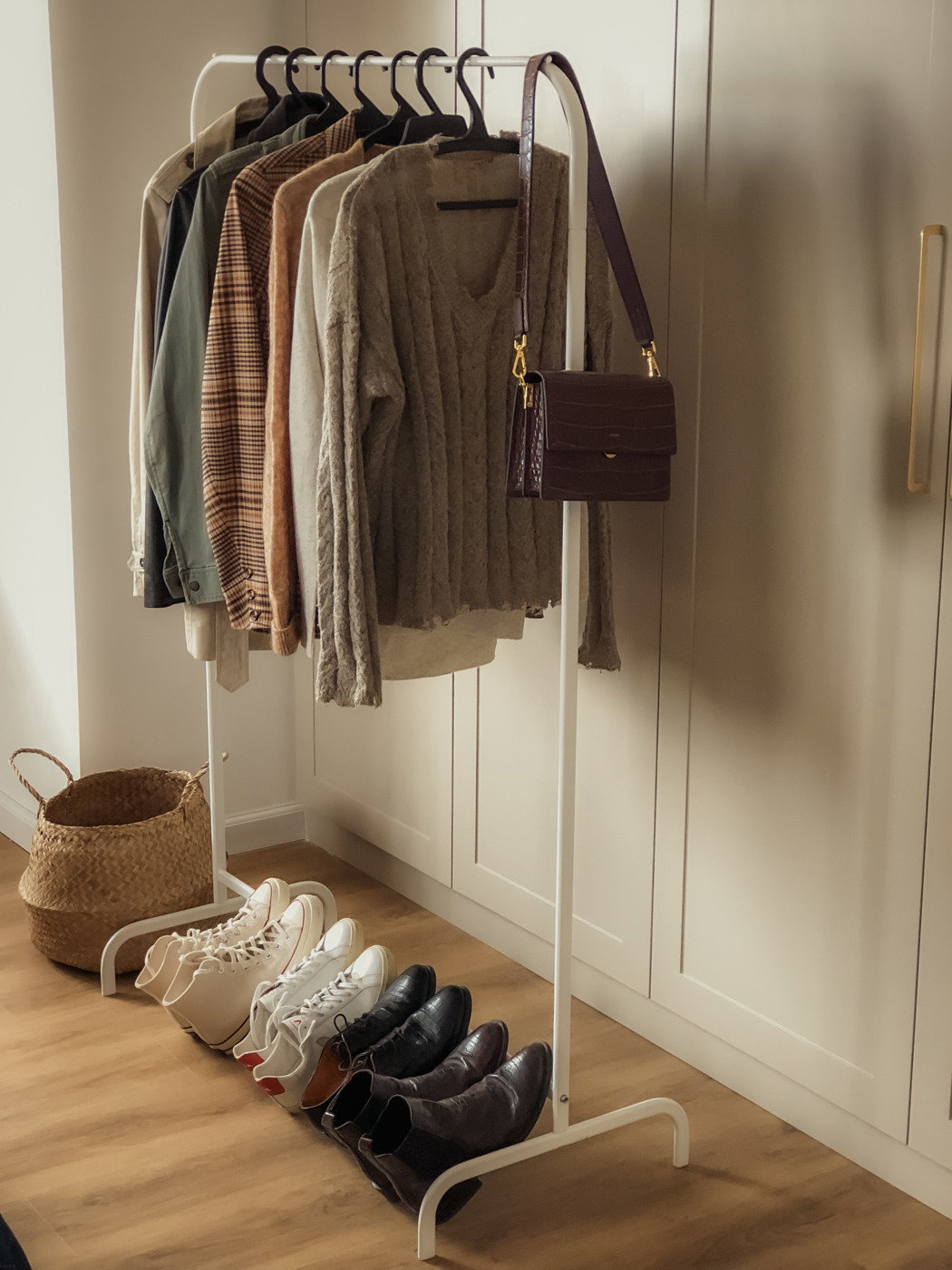 autumn capsule wardrobe